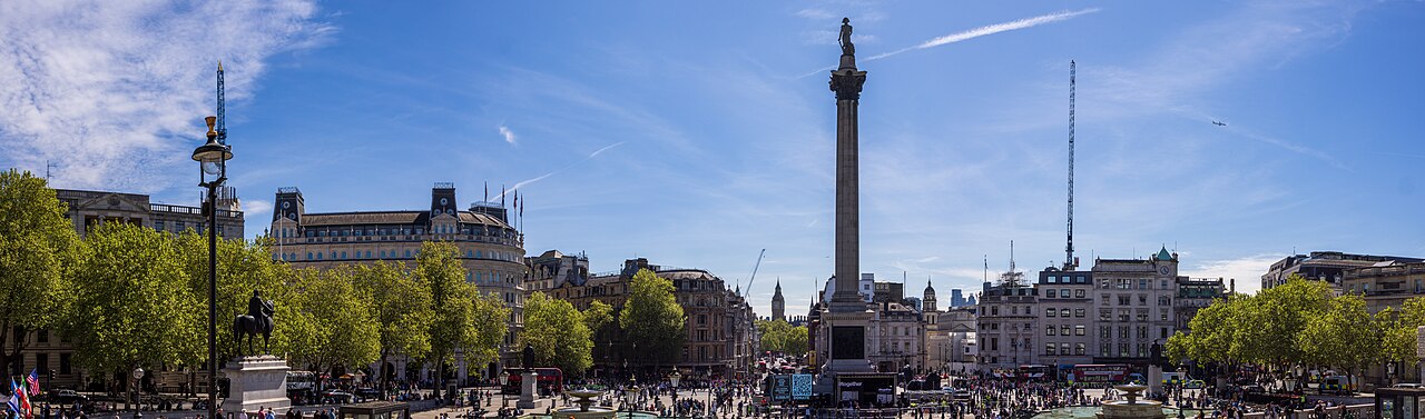 London around Trafalgar Square